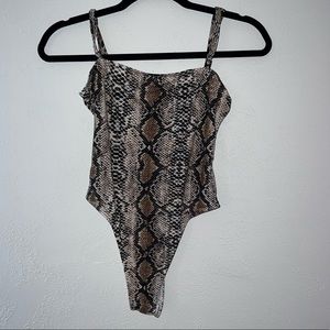 3/$15 Snake print bodysuit